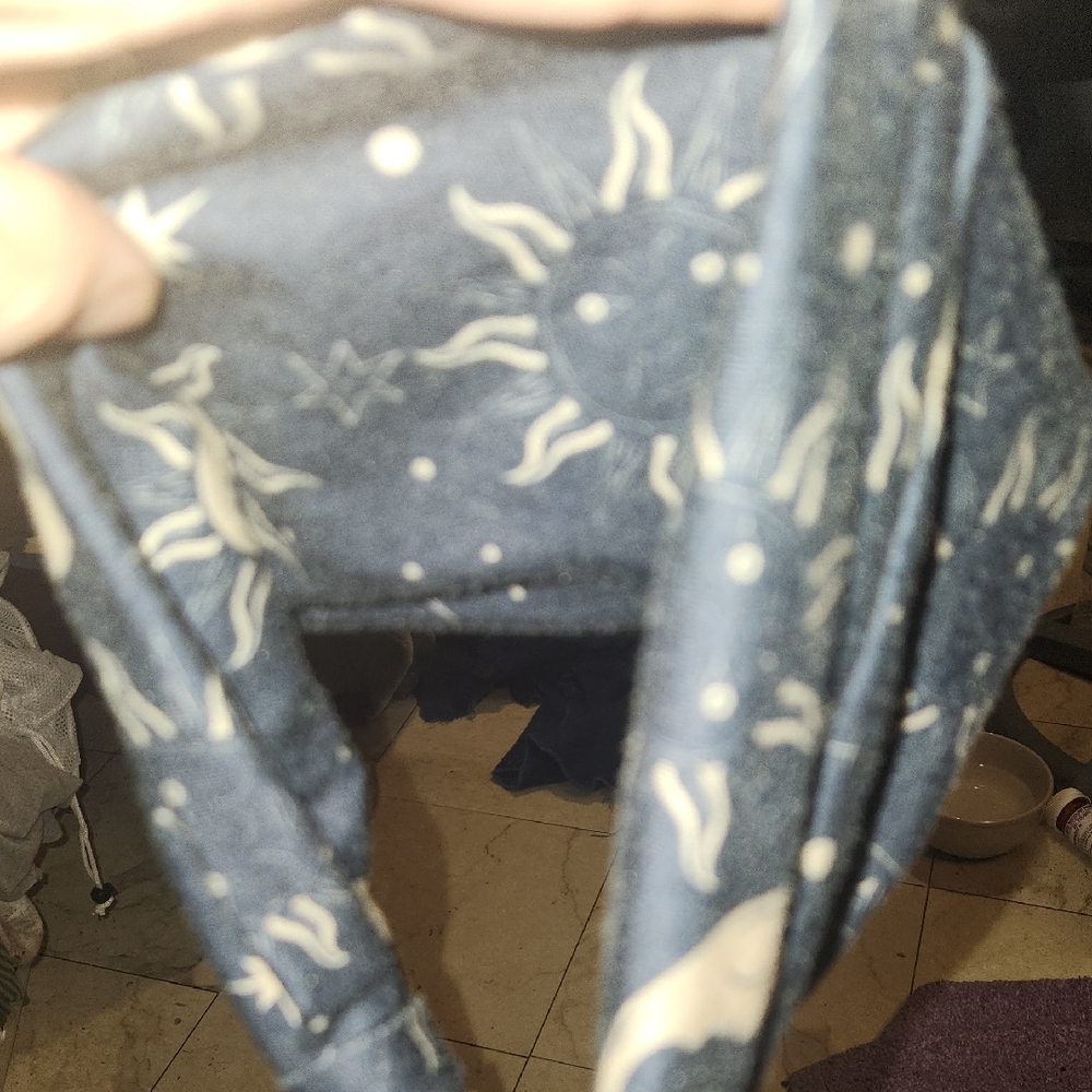 Blue and White Sun Patterned Scarf